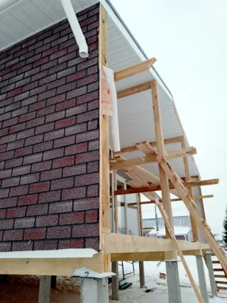 “Barnhouse 76.1” projeli ev, Kostroma bölgesi: cephe kaplaması