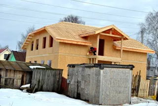 Haus nach Projekt „Townhouse - 1“, Ivanovo: Obergeschoss und Dachgeschoss