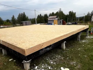 “Slavyanka mini” projesine göre ev, Vladimir: 0 kotunda SIP panel zemin