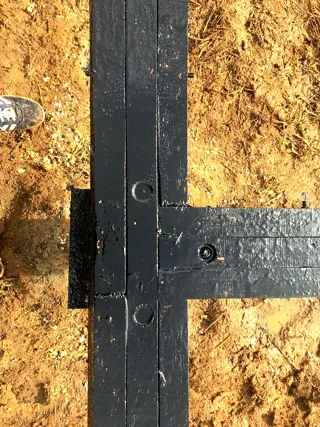“Stil 108” projesine göre ev, Nijniy Novgorod bölgesi: temel ve alt bağlama kirişi