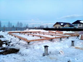 House based on the “Barnhouse 110” design, Moscow Region: foundation and sill strapping