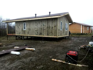 Custom-design house, Sukhodol settlement: wall assembly
