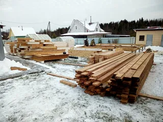 Haus nach Projekt „Elisej“, Region Wologda: Fundament und Grundrahmen