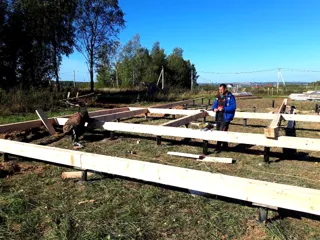 Haus nach Projekt „Grafit“, Siedlung Lyubashino: Fundament und Grundrahmen