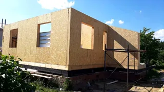 Haus nach individuellem Entwurf, Dorf Novo-Talitsy: Wandmontage