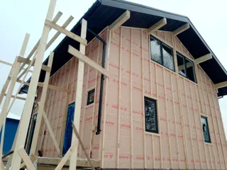 Haus 142 m², individuelles Projekt, Siedlung „Fontainebleau“: Fassadenverkleidung