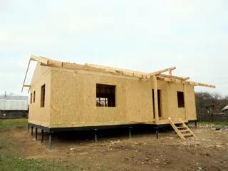 Haus nach Projekt „Korsika“, Gebiet Iwanowo: Wandmontage