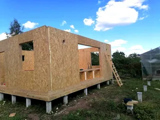 Haus 131,64 m², Projekt „Jessentuki 7.5x7.5“, SNT „Struja-1“: Wandmontage