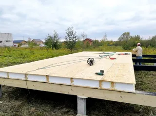 “Yaroslavl” projeli ev, “Levil” konut sitesi: 0 kotunda SIP panel zemin