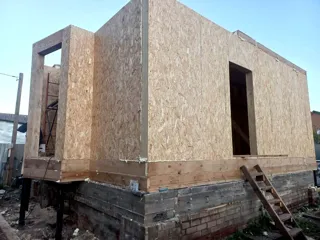 107 m² house built to a custom design, Shuya: wall assembly