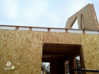 Dacha house, “Small country house” design, Karacharovo village: wall assembly