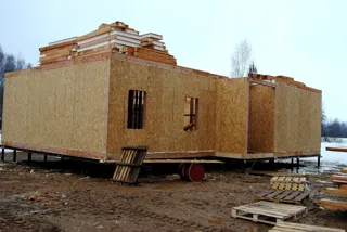 Haus nach Projekt „Palermo“, Region Jaroslawl: Wandmontage
