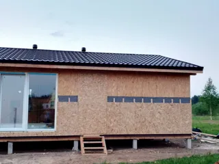 Haus 86,6 m², individuelles Projekt, Dorf Laptevo: Fenster und Türen