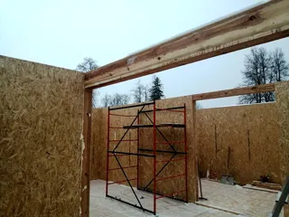 Haus nach individuellem Entwurf, Dorf Yakovlevskoe: Wandmontage