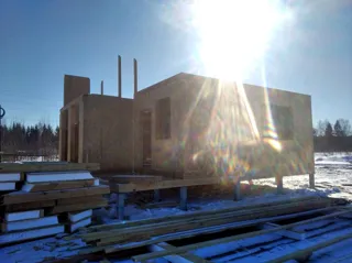 173 m² house built to a custom design, Rodniki: wall assembly