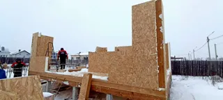 Haus 147,5 m², Projekt „Jessentuki 8x8“, Siedlung Pervyy: Wandmontage