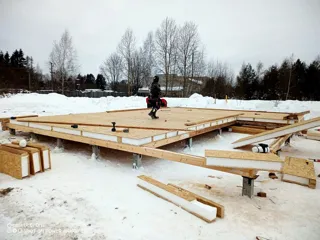 102 m² house based on the “Mistika - E2.8” design, Tutaev: foundation and sill strapping