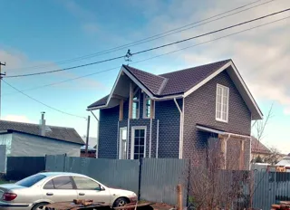 107 m² house built to a custom design, Shuya