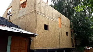 Özel projeli ev, Ivanovo: duvar montajı