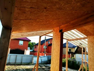 Haus nach Projekt „Barnhouse 53“, SNT „Urroschaj“: Wandmontage