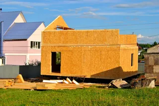 Haus nach Projekt „Betti“, Ivanovo: Wandmontage