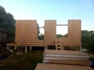 Haus 153 m² nach individuellem Projekt, Rostov: Wandmontage