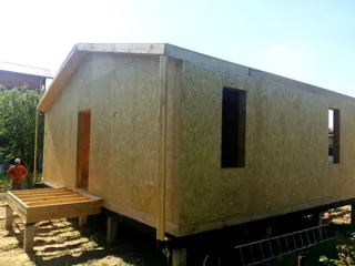 Haus nach Projekt „Barnhouse 53“, SNT „Urroschaj“