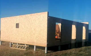 Ferienhaus 102 m² nach Projekt „Mistika - E2.8“, Gebiet Moskau: Wandmontage