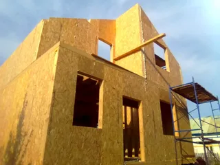 Haus nach Projekt „Majak“, Kineshma: Wandmontage