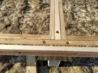 Haus nach Projekt „Mistika - K2.5“, Dorf Zdekhovo: Fundament und Grundrahmen