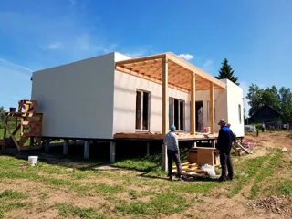 Haus nach Projekt „Mistika - E2.8“, Dorf Novoe: Fertiges Haus