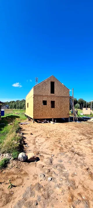 75 m² ev, “Barnhouse Otrazhenie” projesi, Beloostrov kasabası: duvar montajı
