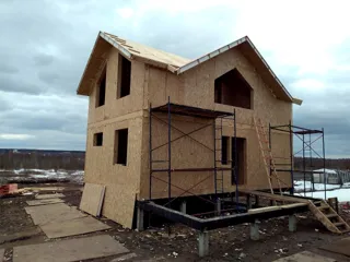 Haus nach Projekt „Dorofejewo“, Region Jaroslawl: Obergeschoss und Dachgeschoss