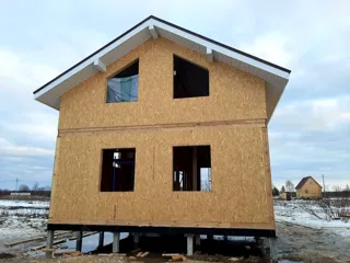 Haus nach Projekt „Metschta pl.4“, Siedlung Pervyy: Fertiges Haus