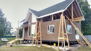 Haus nach Projekt „Sarja“, Kazan: Fassadenverkleidung
