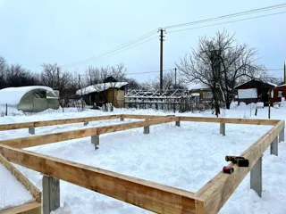 Haus nach Projekt „Awdeewo“, Dorf Minskoe: Fundament und Grundrahmen