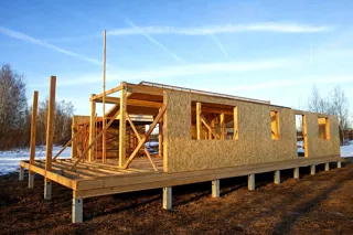 Haus nach individuellem Entwurf, Gebiet Kostroma: Wandmontage