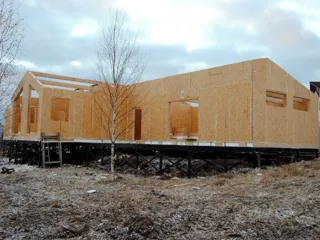 Haus nach Projekt „Arizona“, Gebiet Nischni Nowgorod: Wandmontage