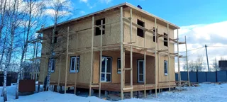 Custom-design house, Yadrominskoe village: finished building