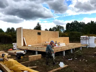 Özel projeye göre 51 m² ev, Paneevo köyü: duvar montajı