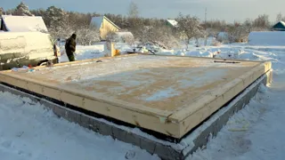 “Vdohnovenie” projesine göre ev, Yaroslavl bölgesi: 0 kotunda SIP panel zemin