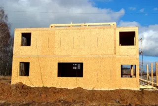 Haus nach Projekt „Sews“, Dorf Koltsovo: Obergeschoss und Dachgeschoss