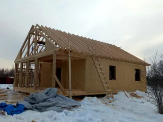 Haus 105 m² nach individuellem Projekt, Dorf Svingino: Dach