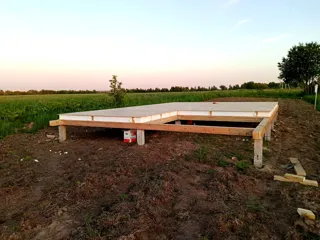 Özel projeye göre 54 m² ev, Zverintsy köyü: 0 kotunda SIP panel zemin