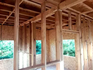 Haus nach Projekt „Alfa“, Dorf Bor: Innenwände