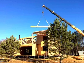 Haus nach Projekt „Palermo“, Region Jaroslawl: Wandmontage