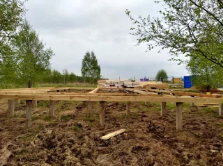 Haus nach Projekt „Mistika E“, Region Tula: Fundament und Grundrahmen