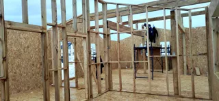 House based on the “Arizona mini” design, Belyanitsy village: wall assembly