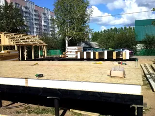 Haus nach individuellem Projekt, Yaroslavl: Fundament und Grundrahmen