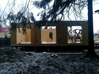 Özel projeli ev, Nazimikha köyü: duvar montajı